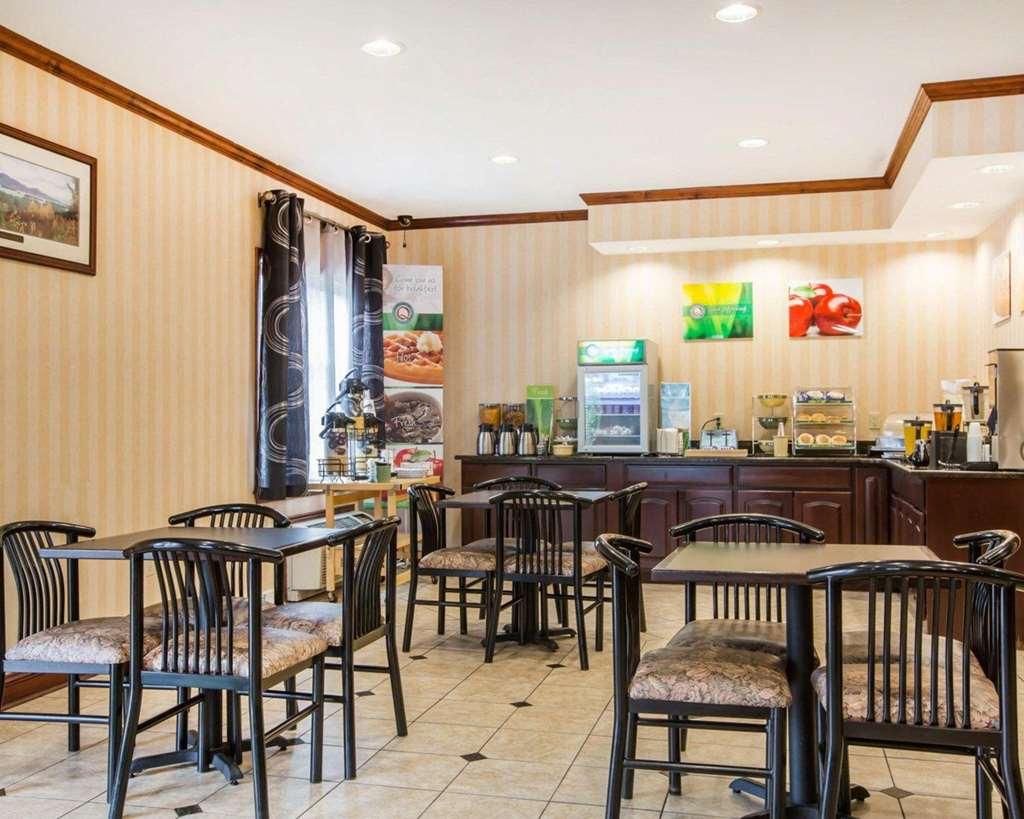 Econo Lodge Glens Falls - Lake George Exterior foto