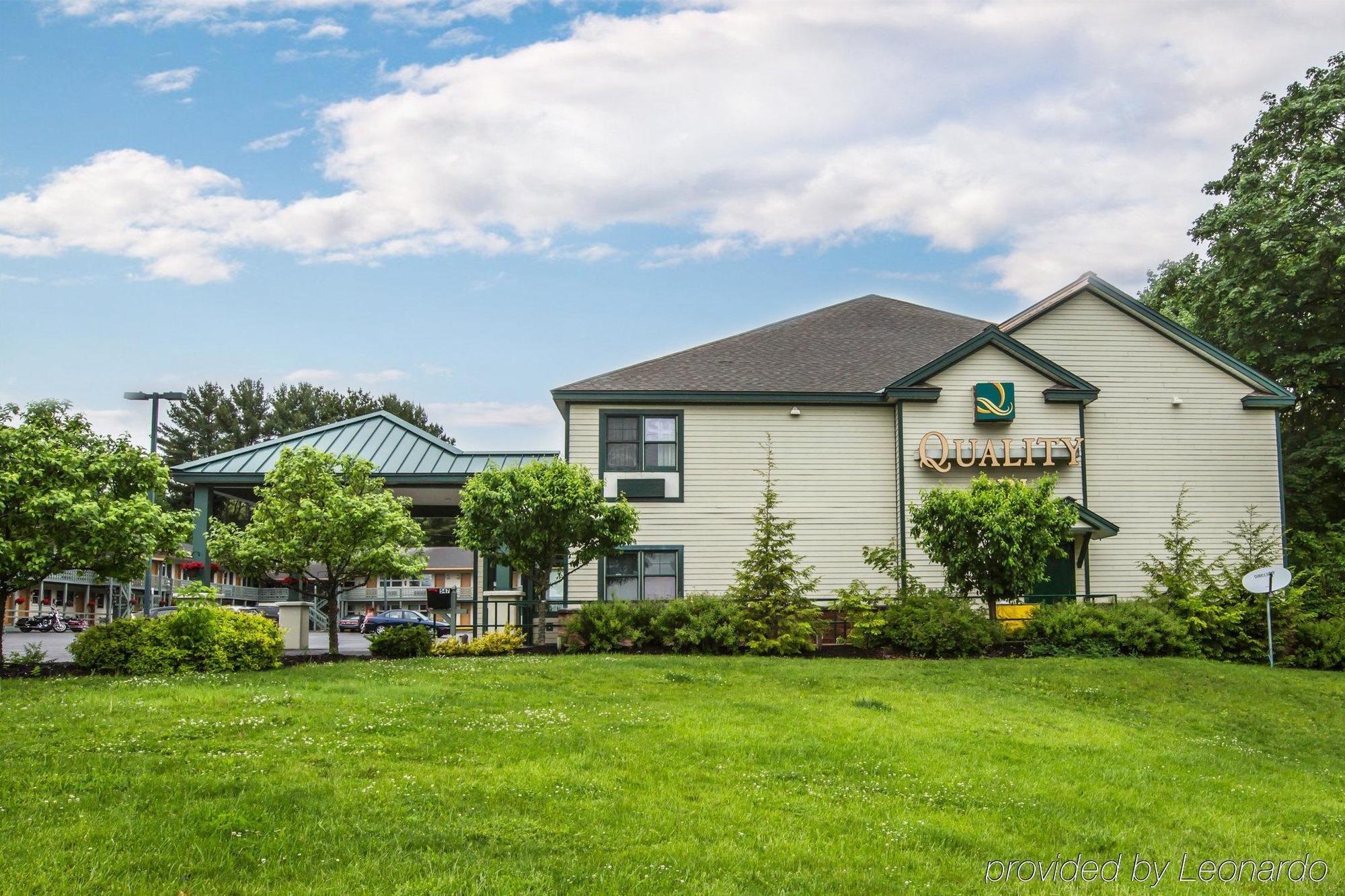 Econo Lodge Glens Falls - Lake George Exterior foto