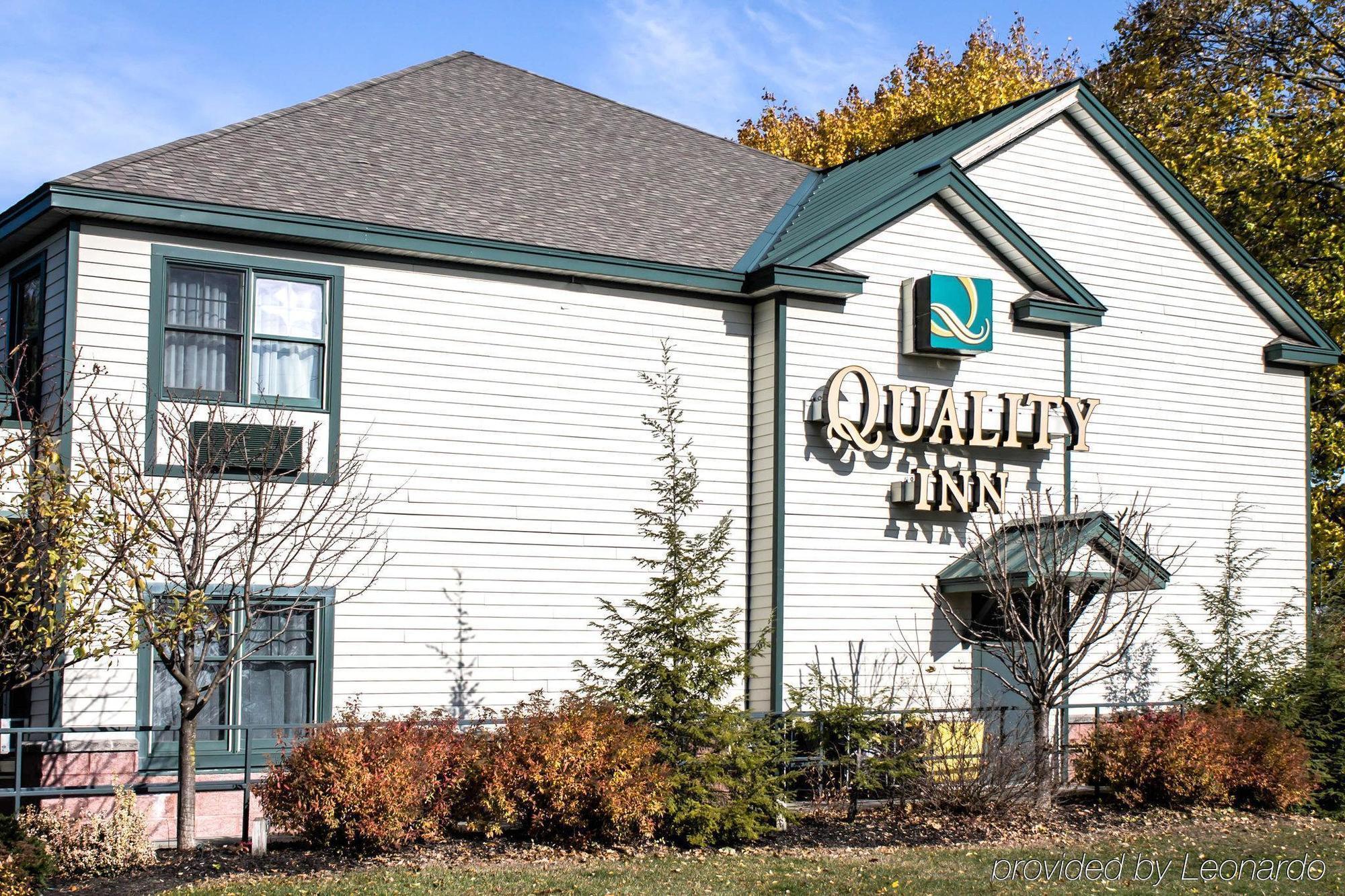 Econo Lodge Glens Falls - Lake George Exterior foto