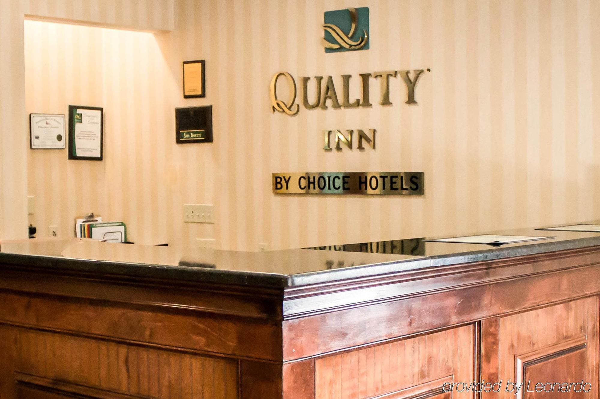 Econo Lodge Glens Falls - Lake George Exterior foto