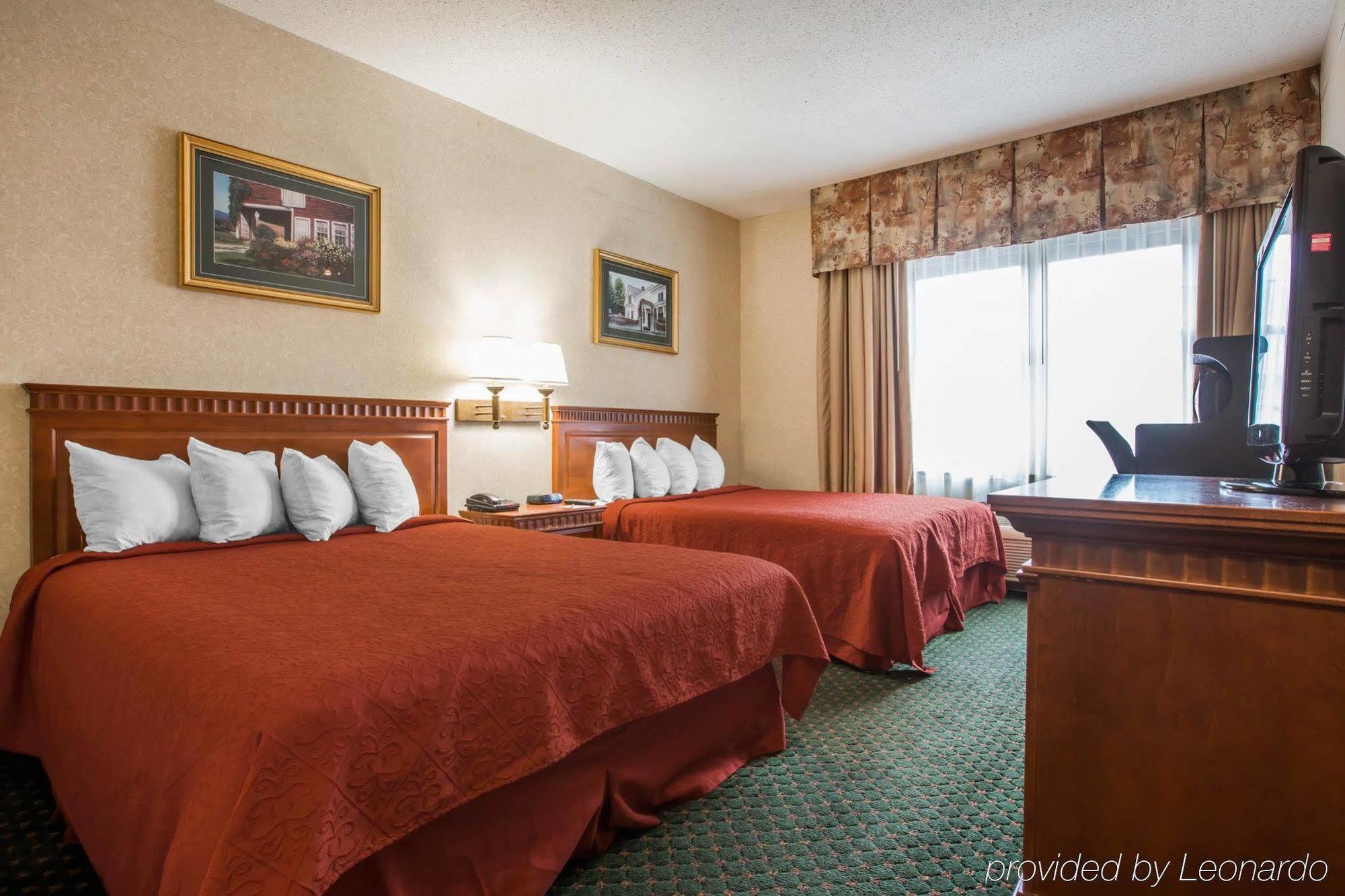 Econo Lodge Glens Falls - Lake George Exterior foto